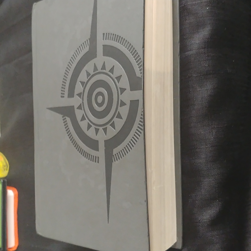 The Voice Compass Study Bible - Gray - Picture 14 of 15